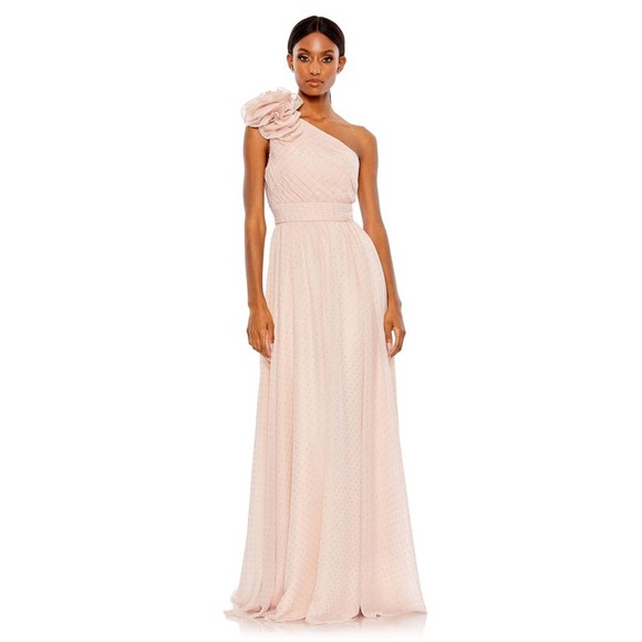 (14:NWT) $398Mac Duggal Ruffled Asymmetric Gown, Porcelain